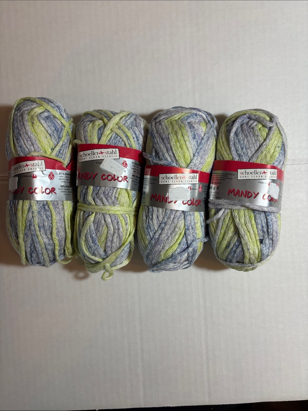 Mandy Color Yarn - Gray & Lime
